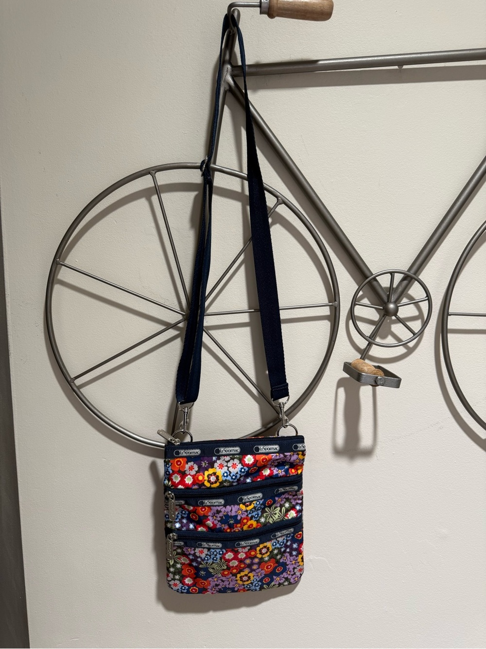 LeSportsac Kasey 3-Zip Crossbody Bag Floral Print Lightweight Nylon Purse